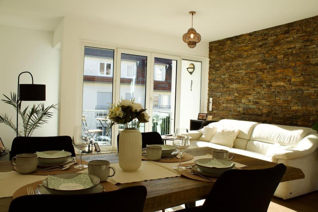 Gemuetliche Wohnung In Бад-Гомбург-фор-дер-Гее Екстер'єр фото